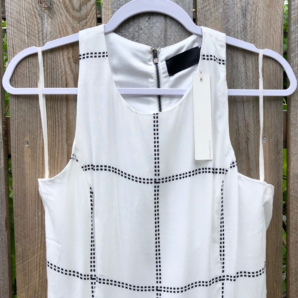 *Line & Dot | Ryder Pleat Maxi Dress Size M - Picture 5 of 11